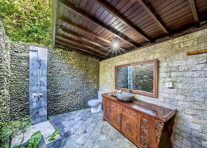 The Jungle Villa